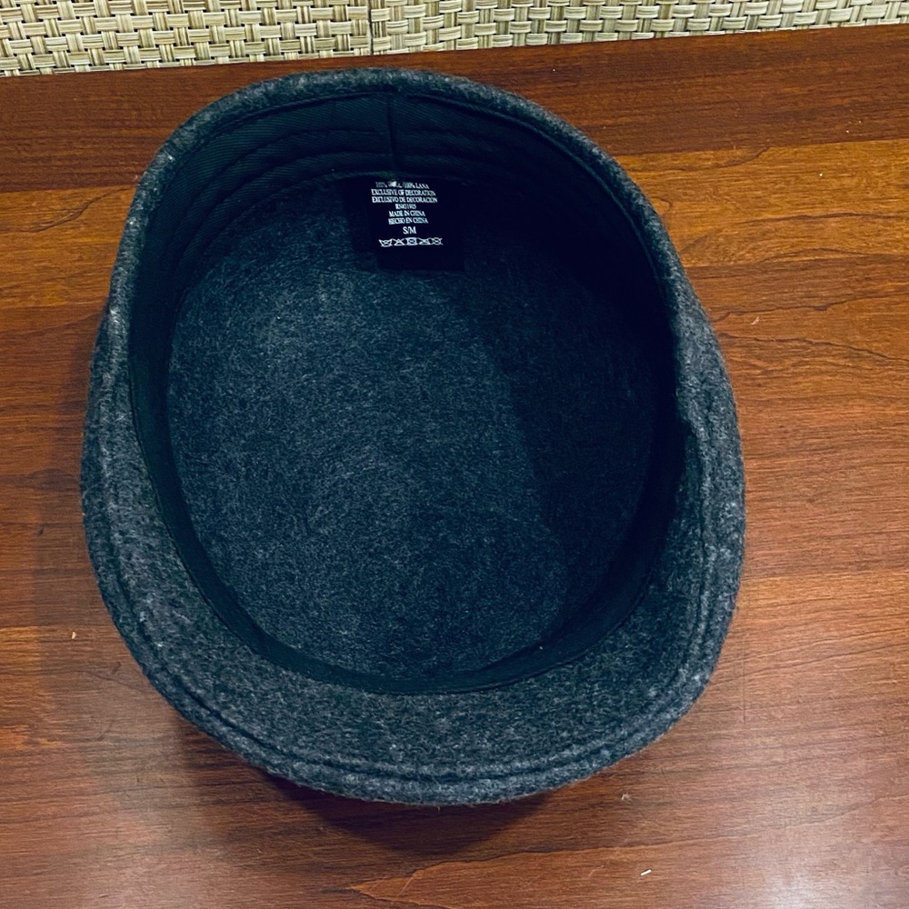Hpnwot Gray 100% Wool Rounded Flat Cap S/M - image 4
